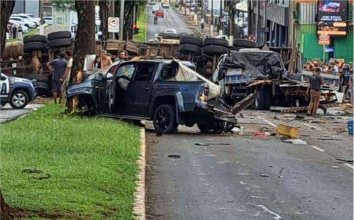 Justiça mantém prisão de motorista após colisão em série em avenida de Chapecó