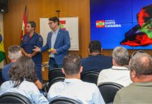 Programa Pesca Bem Segura orienta pescadores sobre uso de geolocalizadores em SC