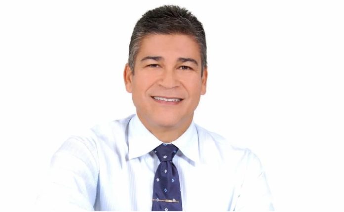 Pelo Estado Entrevista 08-03_ Geraldo Luiz de Oliveira Silva, professor e mestre em economia e administração de empresas