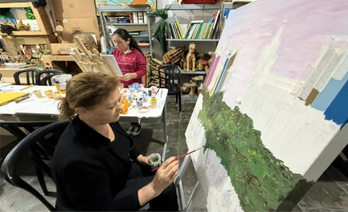 Arte para todas as idades_ Itapema abre inscrições para aulas gratuitas de desenho e pintura
