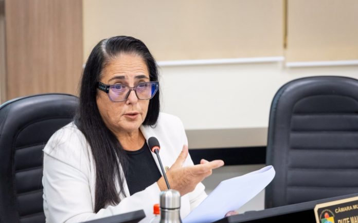 Câmara de Itapema debate projetos para mulheres, saúde e valorização cultural