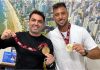 Das ondas de Itapema para o mundo: Éder Luciano é homenageado pelo prefeito Alexandre Xepa