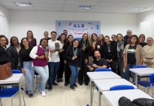 Estudantes da UAB de Itapema brilham em encontro estadual da UDESC