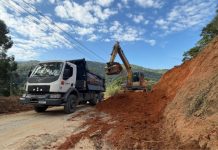 Obras no Morro do Encano ganham ritmo e fortalecem rota alternativa à BR-101