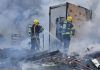 Casa é consumida pelo fogo durante incêndio no bairro Sertão do Trombudo, em Itapema