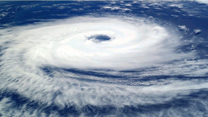 Ciclone muda o tempo em SC e coloca estado em alerta para temporais, ventania e granizo