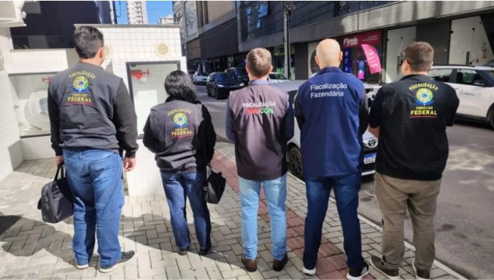 Fiscalização intensifica combate ao exercício ilegal da corretagem em Itapema e Porto Belo