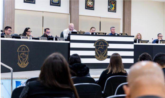 Inclusão, acessibilidade e modernização da gestão dominam a pauta da Câmara de Itapema nesta terça-feira