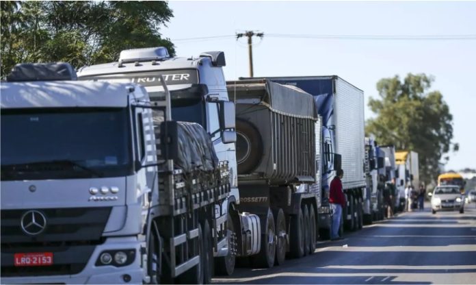 MP do Frete avança no Congresso após pressão do setor de transporte e segue para sanção