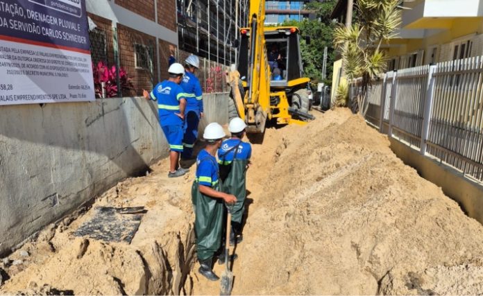 Manutenção na rede de abastecimento altera fornecimento de água no Balneário Perequê
