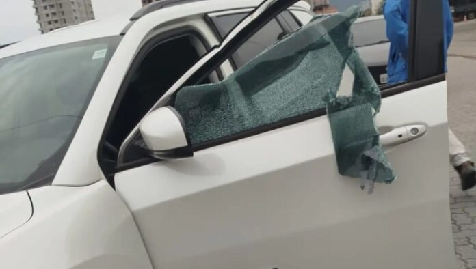 Homem é detido após ameaçar motorista com barra de ferro e danificar carro em Itapema