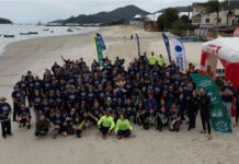Porto Belo recolhe cerca de 800 quilos de resíduos em ação de limpeza das praias