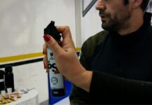 Mulheres vítimas de violência recebem spray de defesa pessoal após treinamento em BC