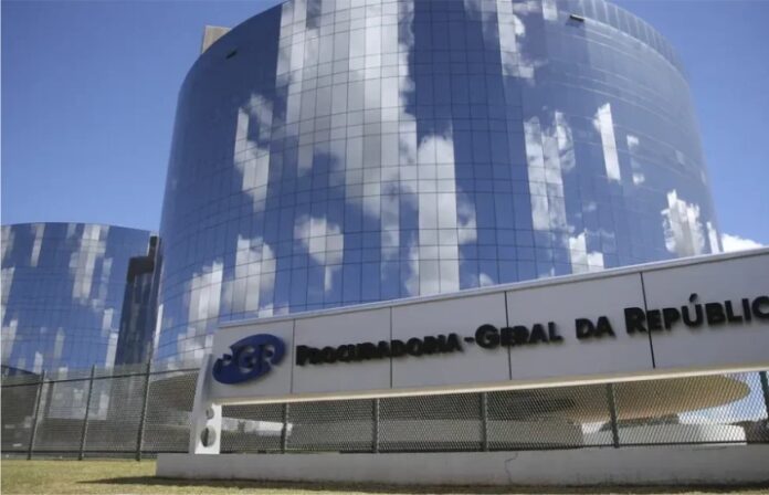 Pelo Estado 09-09_ Crise no STF