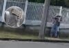 VÍDEO: Mulher é agredida em via pública e suspeito acaba baleado pela PM em Criciúma