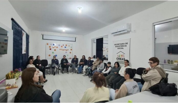 Projeto Marias promove diálogo sobre saúde mental e atendimento do CAPS em Porto Belo